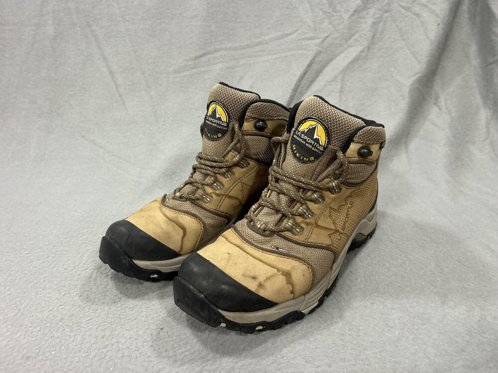 La Sportiva Hiking Gore-Tex Shoes Womens Size 8 Brown Waterproof Vibram